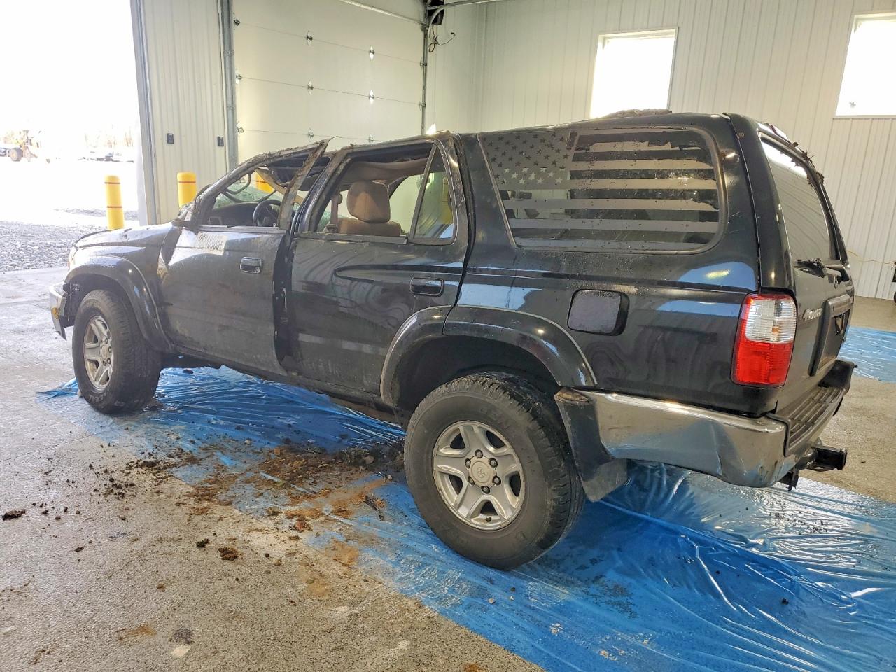 2001 TOYOTA 4RUNNER SR5 photo 2