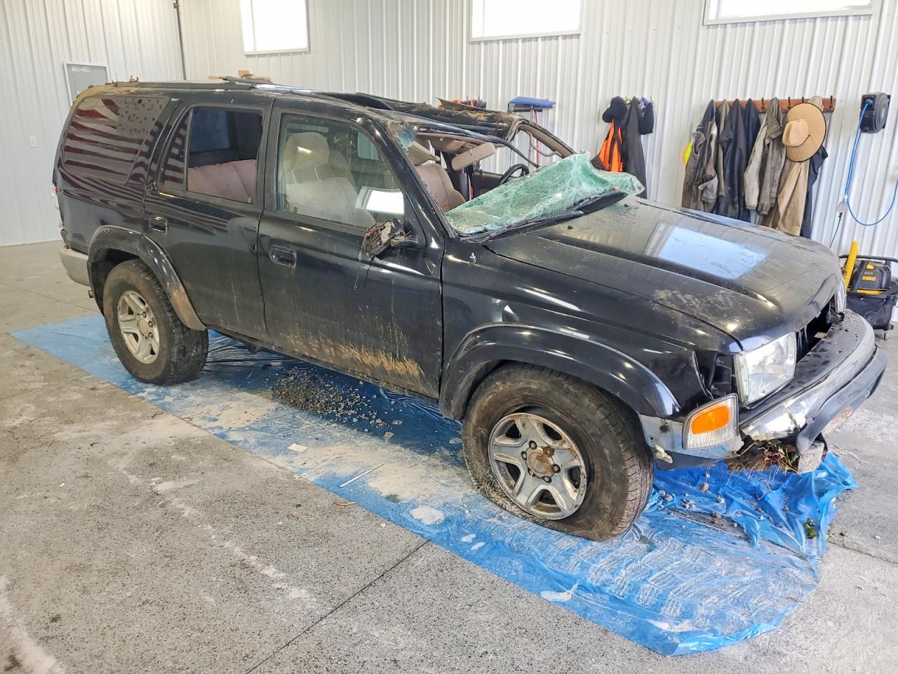 2001 TOYOTA 4RUNNER SR5 photo 4