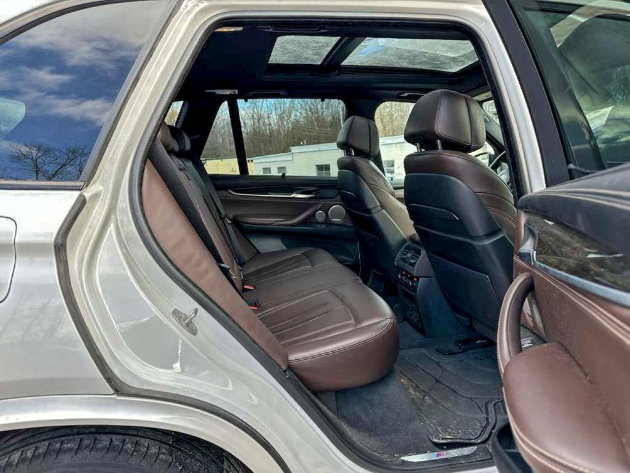 2015 BMW X5 XDRIVE50I photo 5