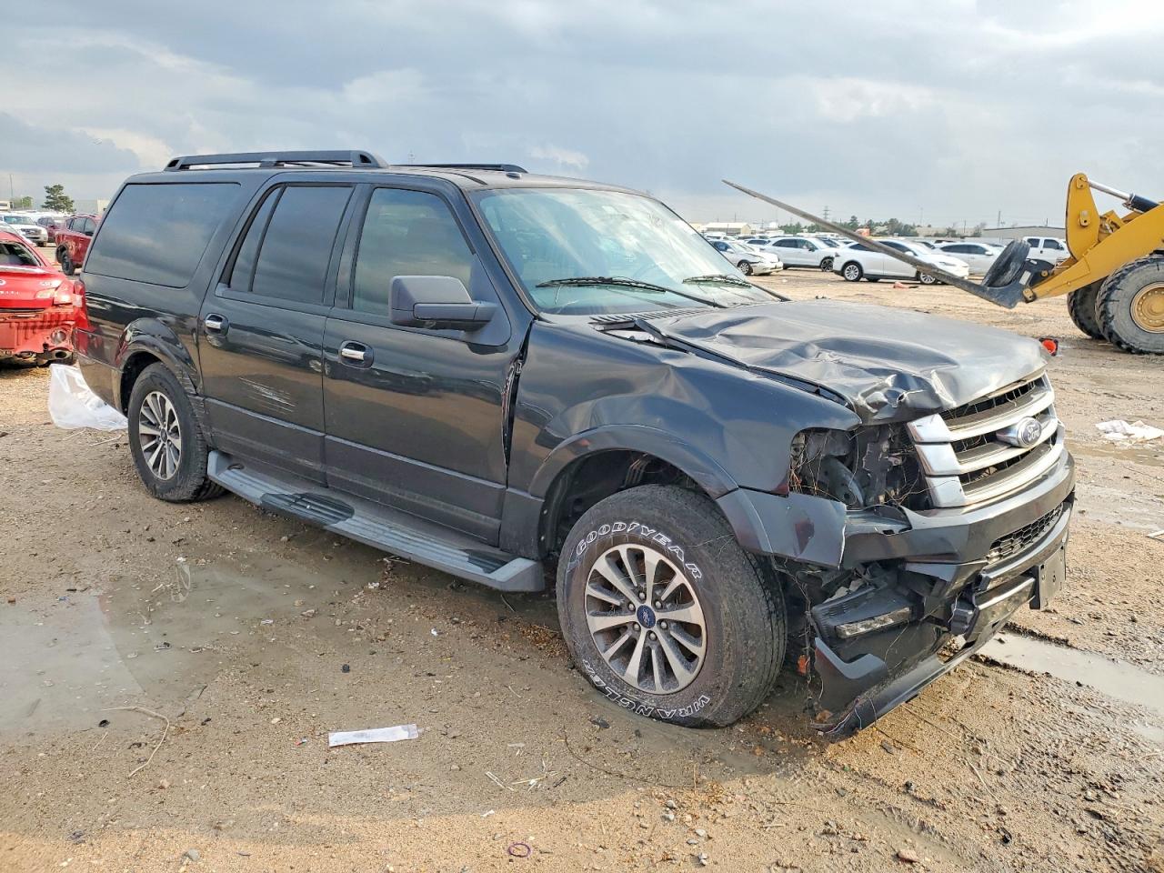 2015 FORD EXPEDITION EL XLT photo 4