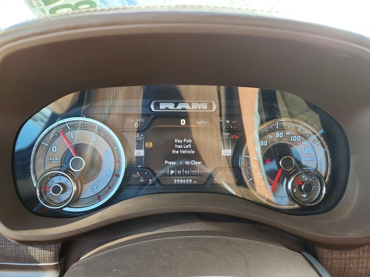 2022 RAM 3500 LONGHORN photo 9