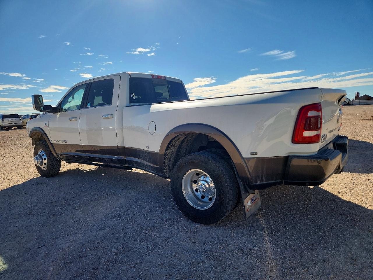 2022 RAM 3500 LONGHORN photo 2