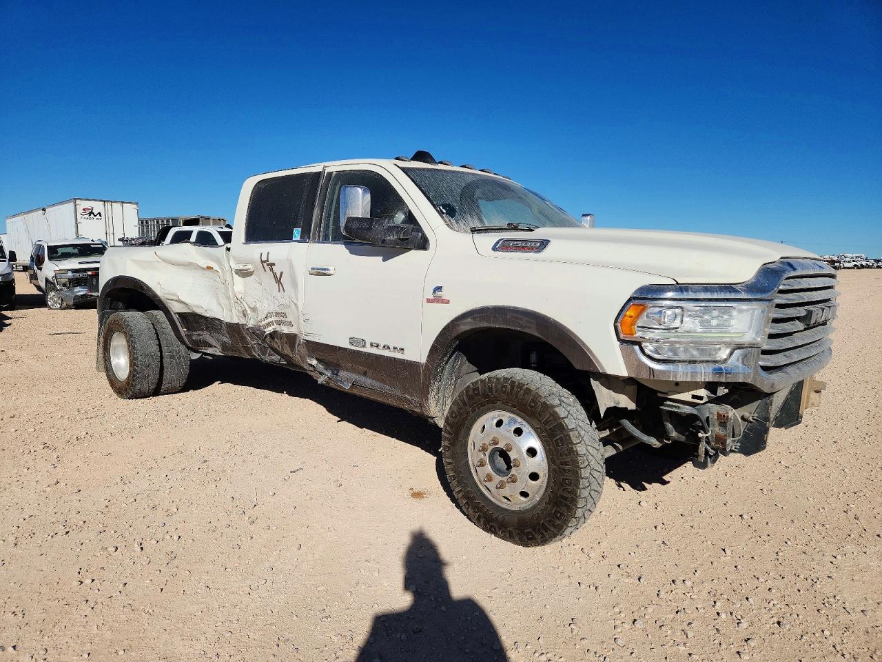 2022 RAM 3500 LONGHORN photo 4