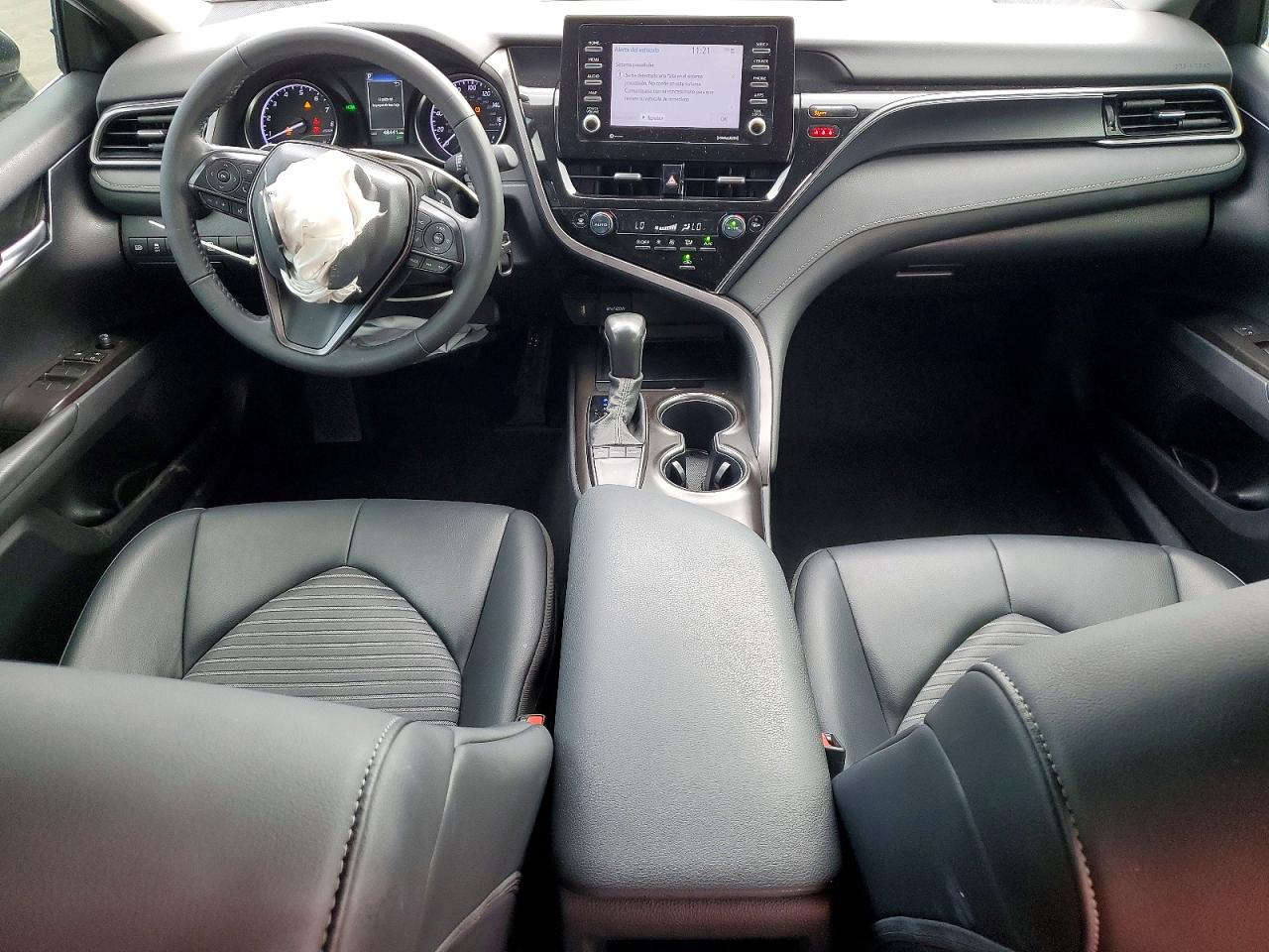 2024 TOYOTA CAMRY photo 8