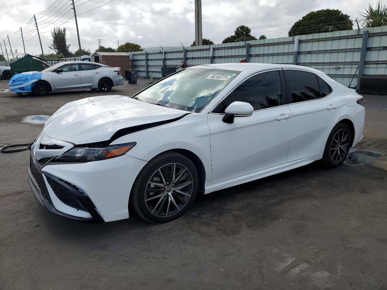 2024 TOYOTA CAMRY