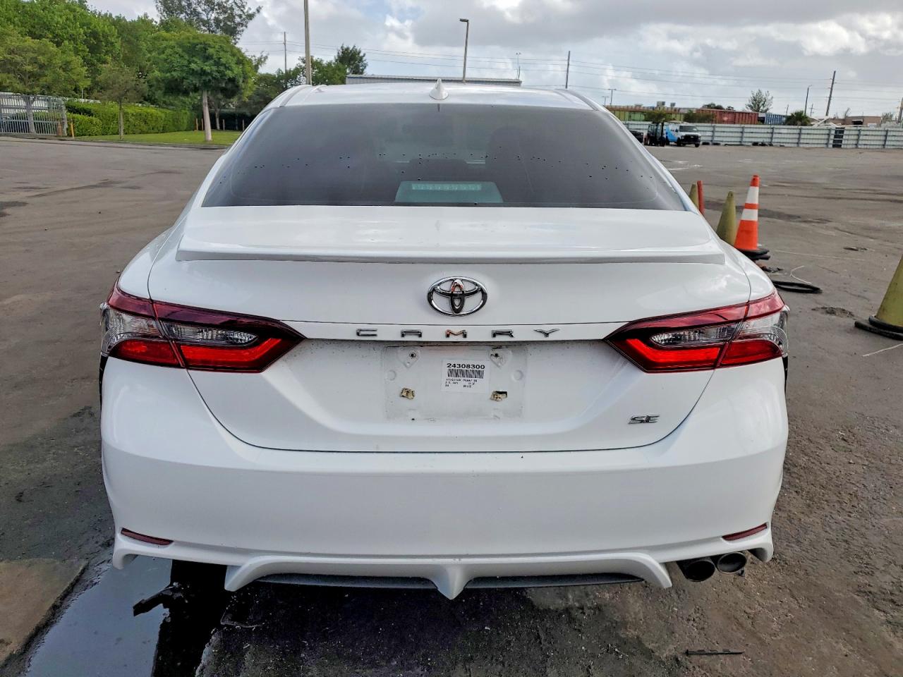 2024 TOYOTA CAMRY photo 6