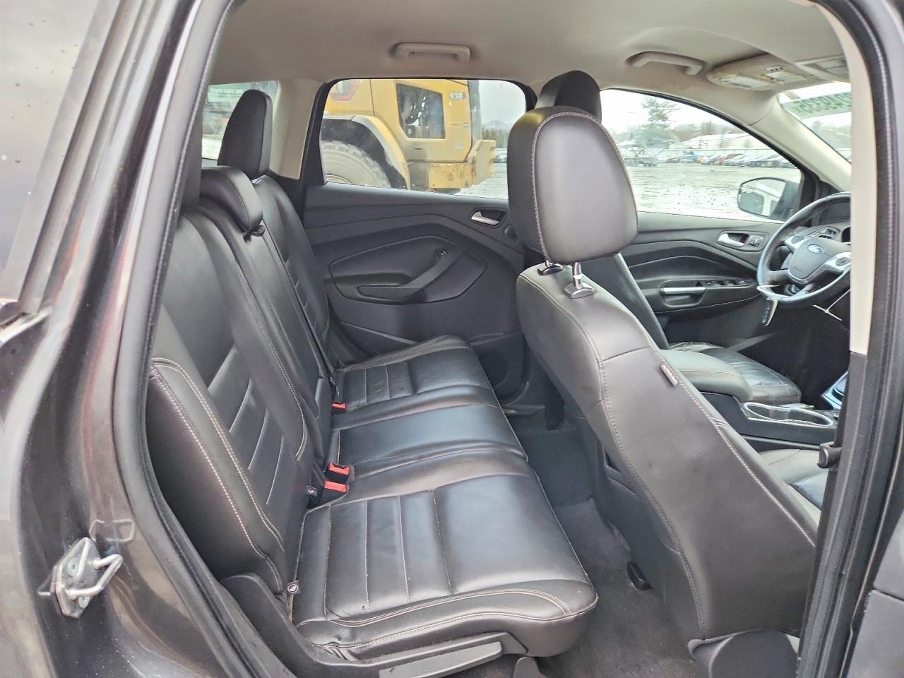 2015 FORD ESCAPE TITANIUM photo 28