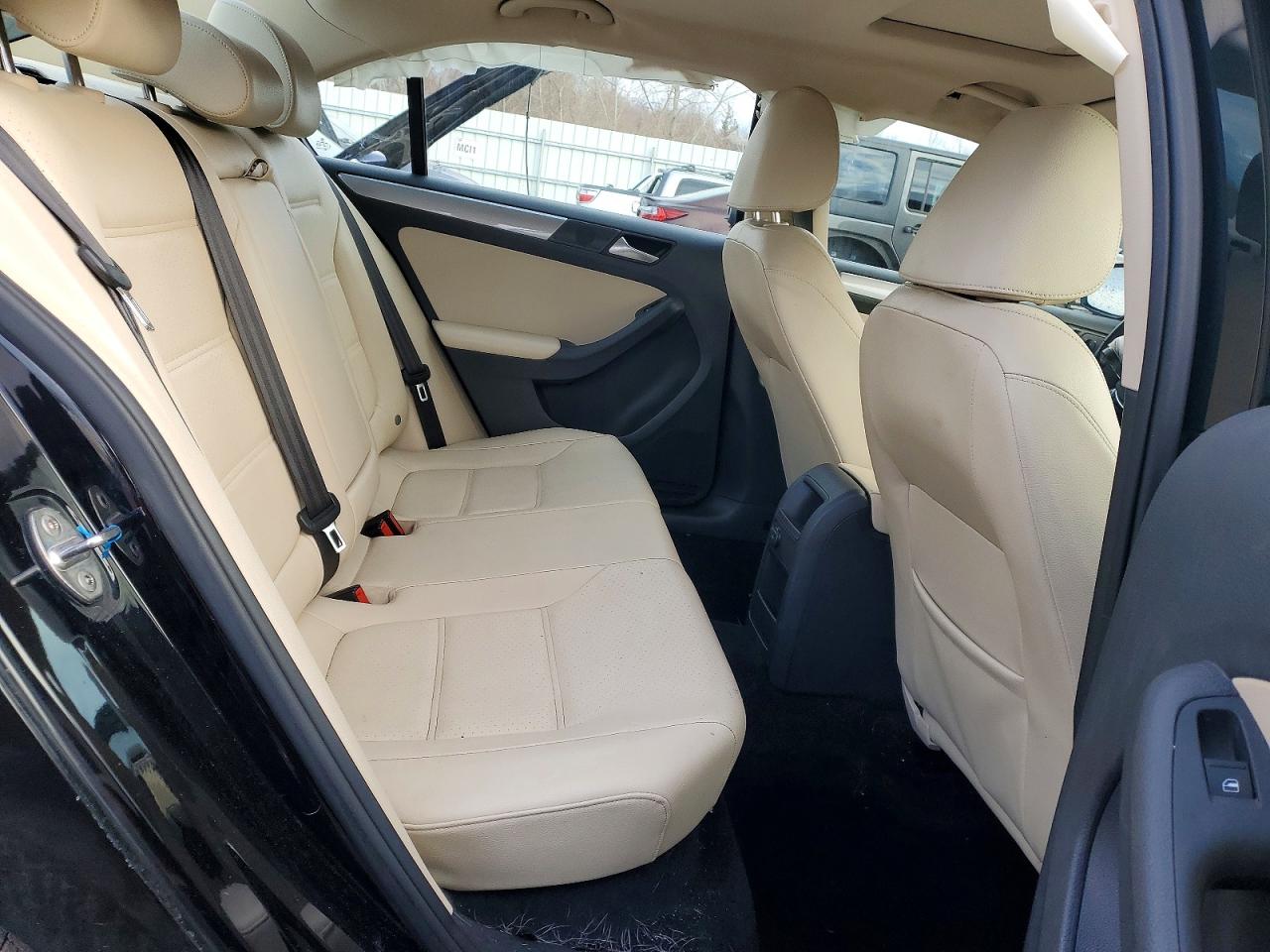 2017 VOLKSWAGEN JETTA SE photo 10