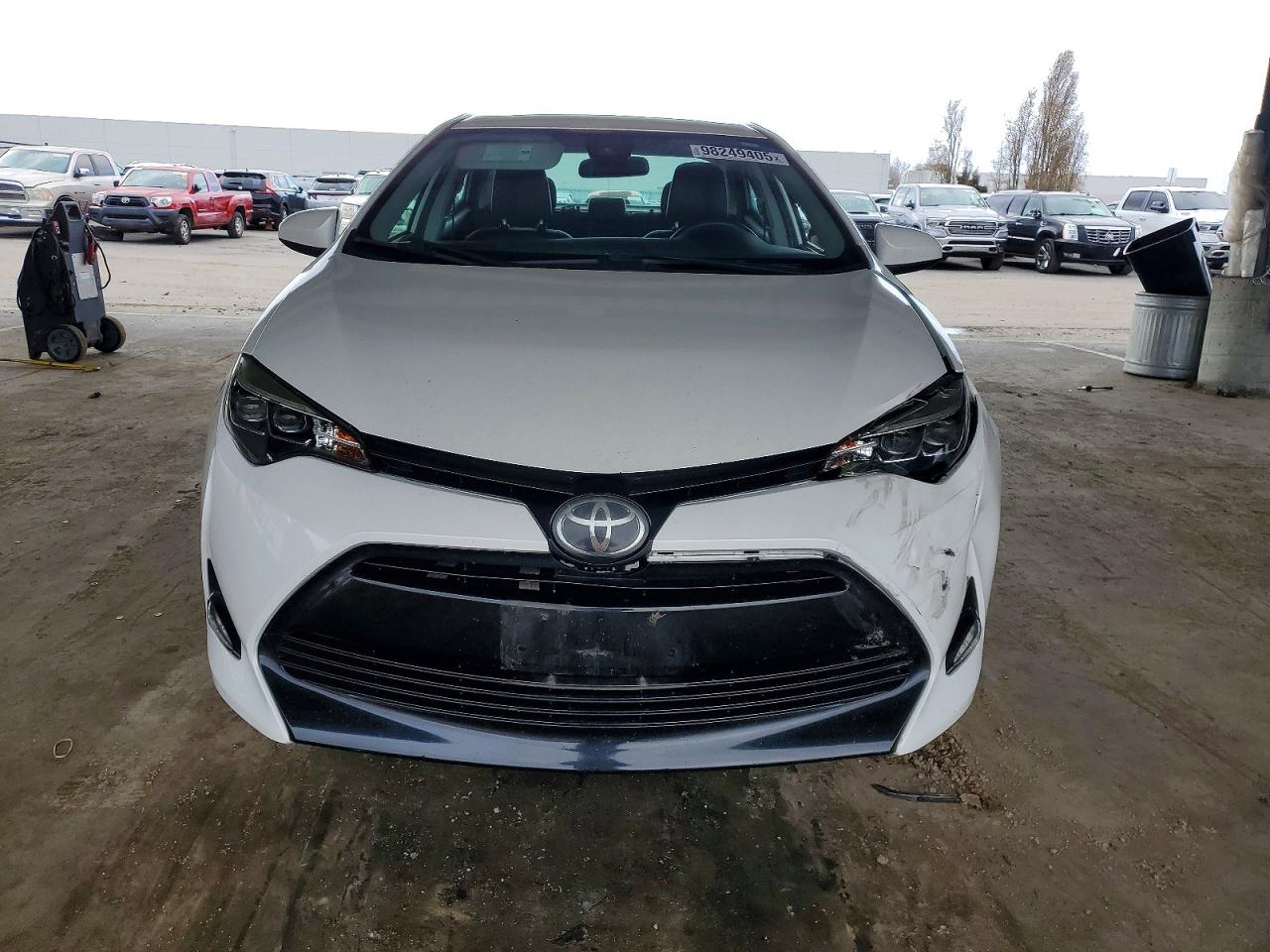 2019 TOYOTA COROLLA L photo 9