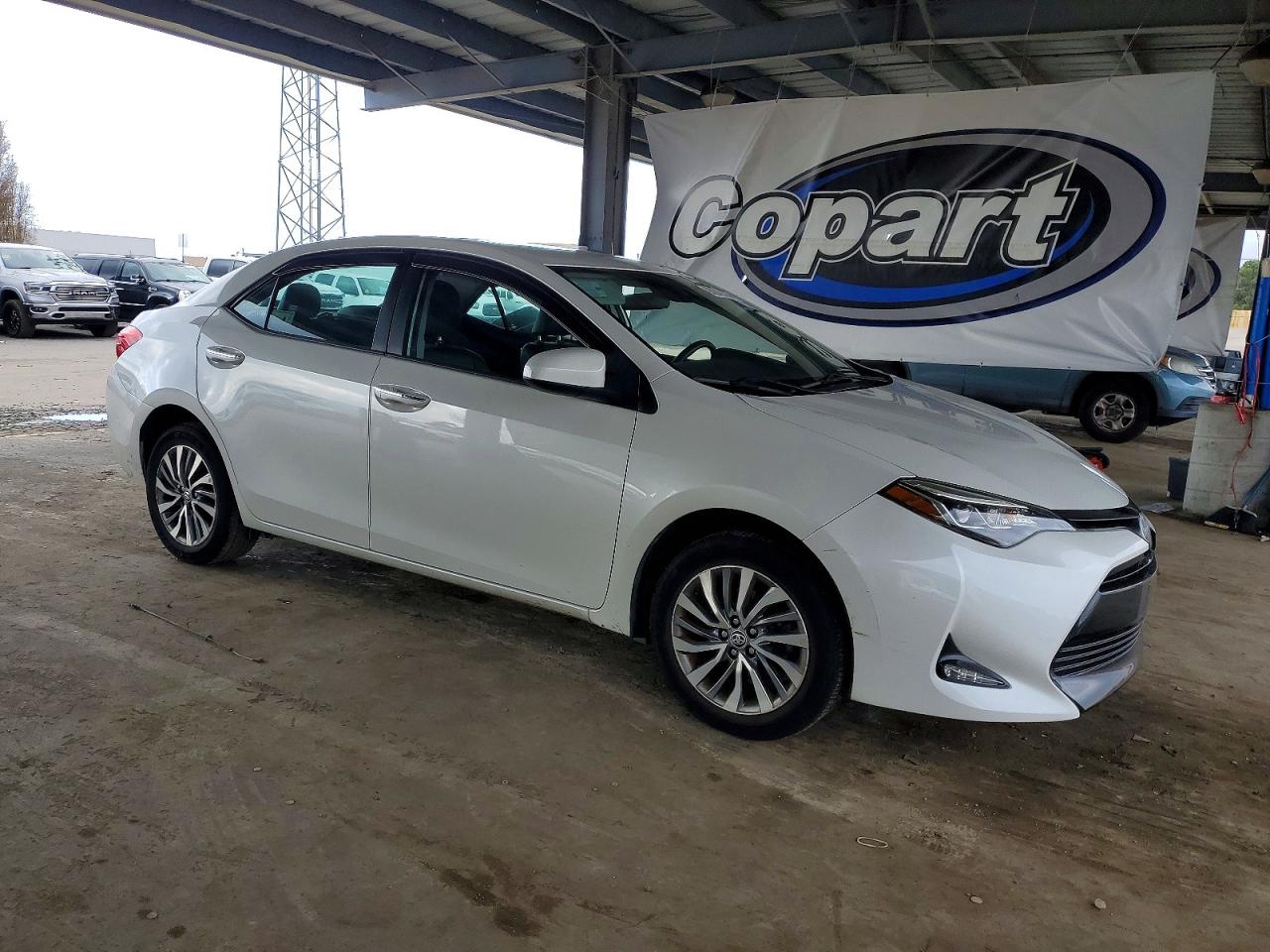 2019 TOYOTA COROLLA L photo 7