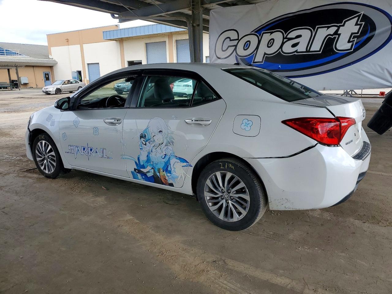 2019 TOYOTA COROLLA L photo 3