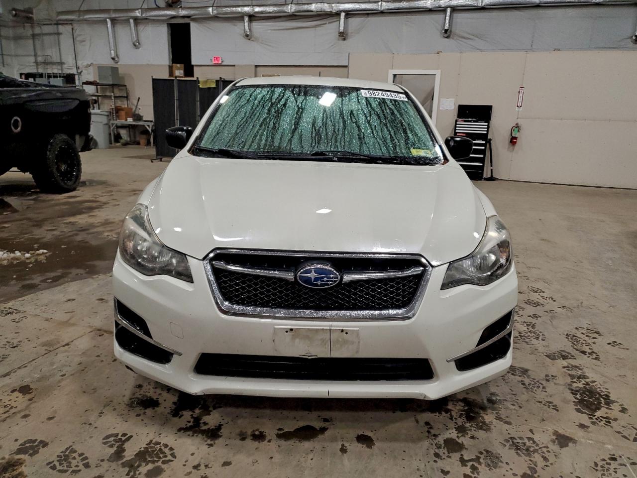 2016 SUBARU IMPREZA photo 9