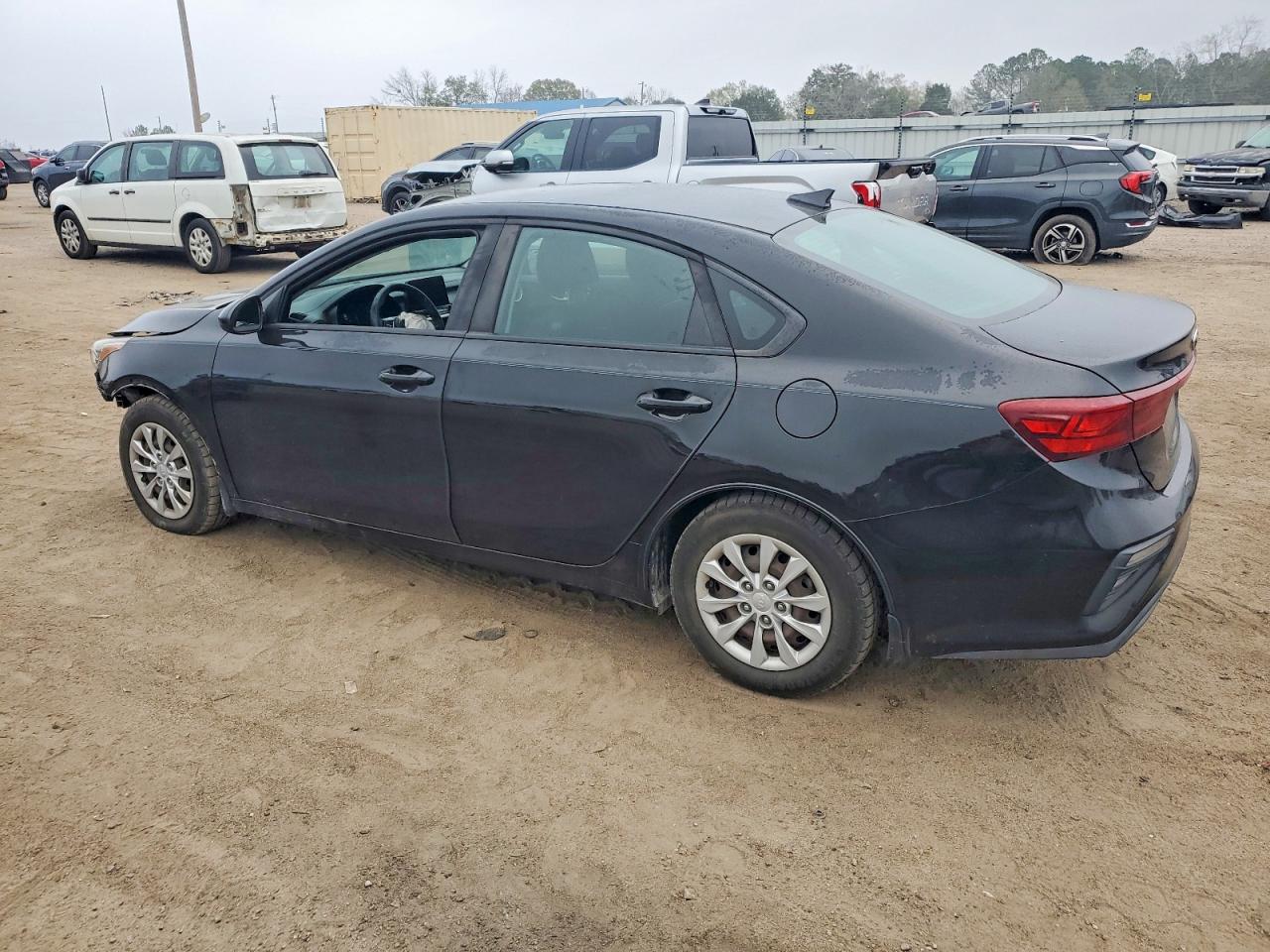 2020 KIA FORTE FE photo 2