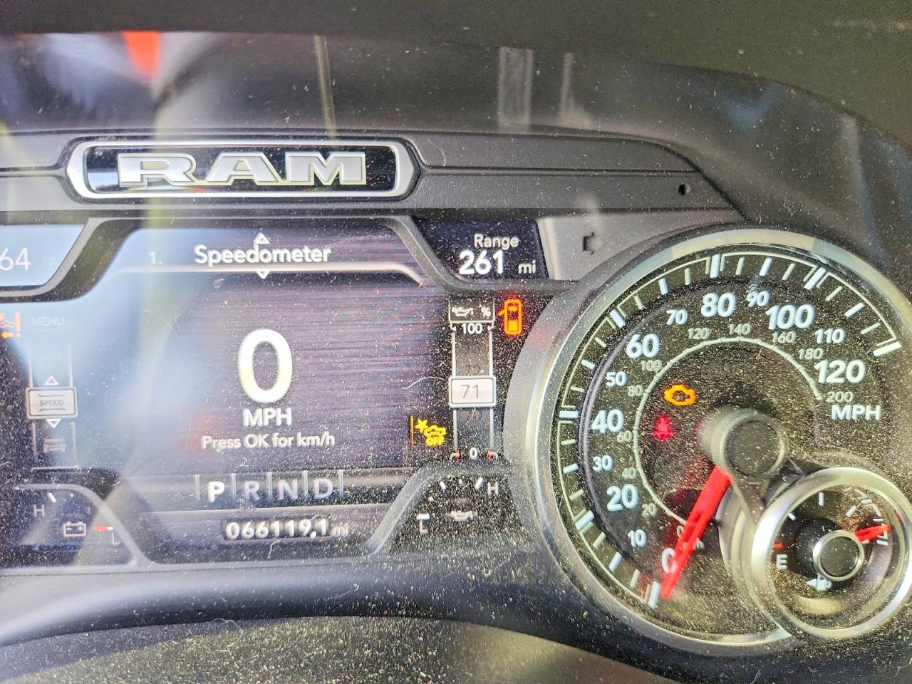 2021 RAM 1500 LARAMIE photo 9