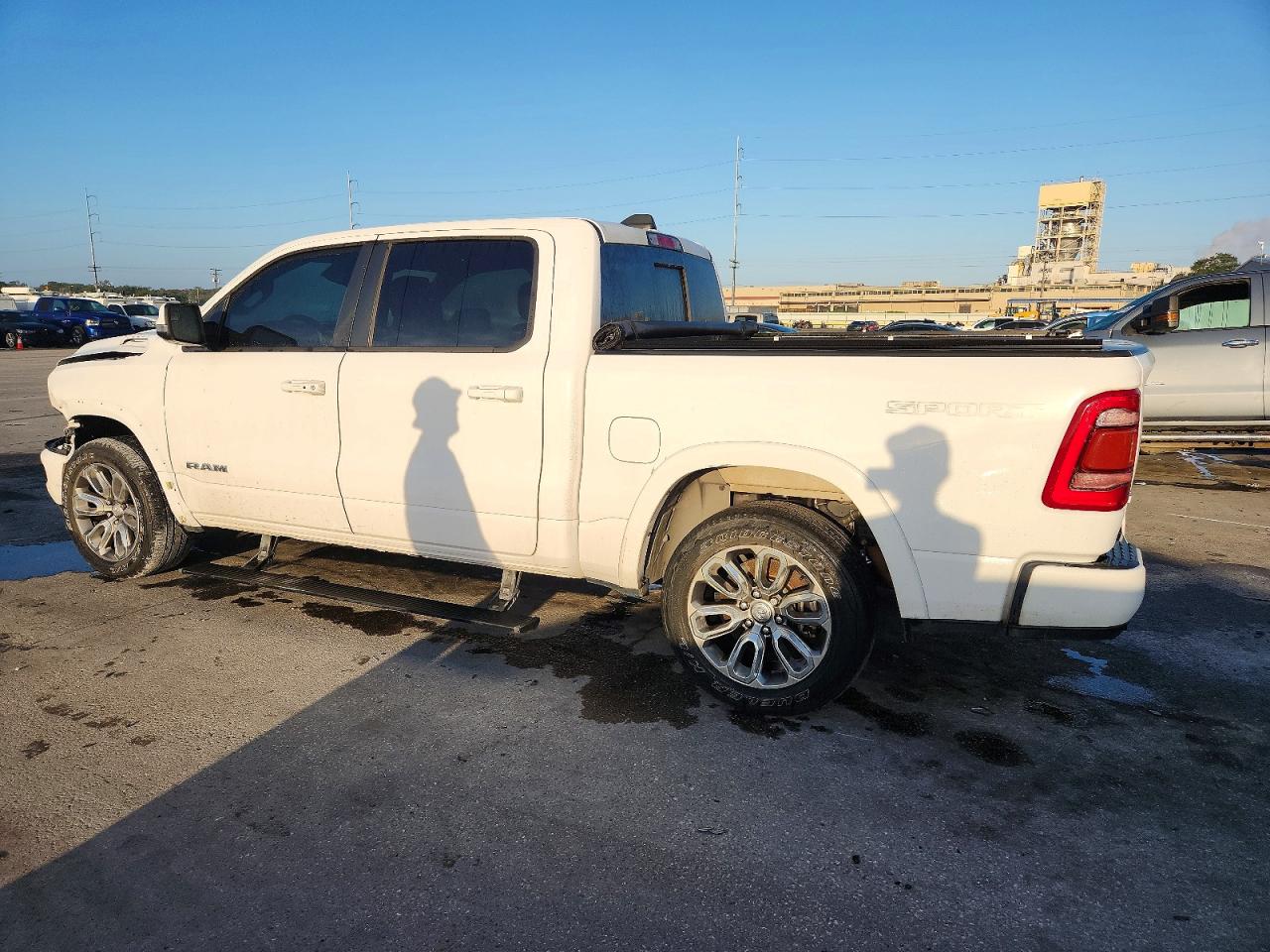 2021 RAM 1500 LARAMIE photo 2