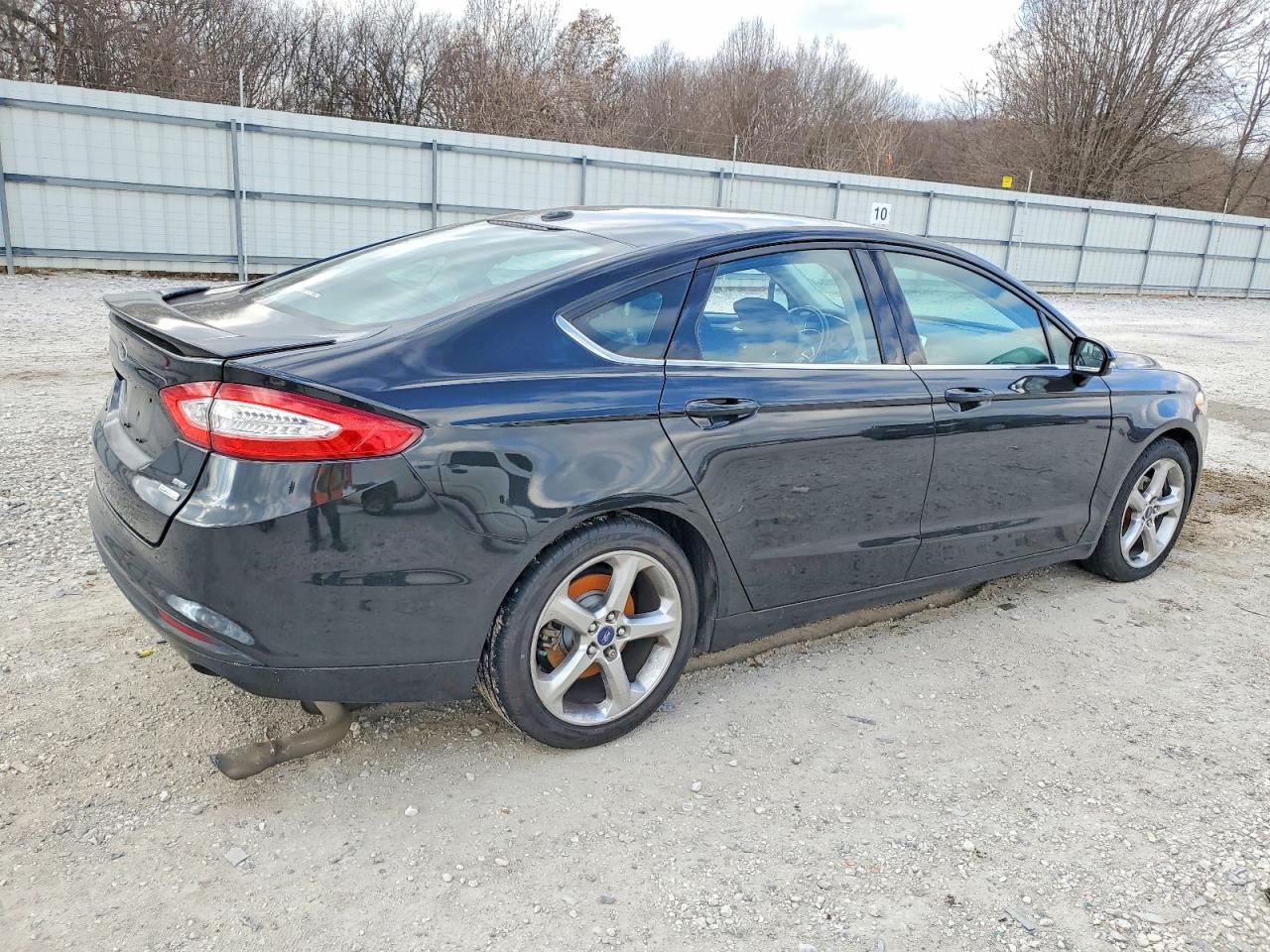 2013 FORD FUSION SE photo 3