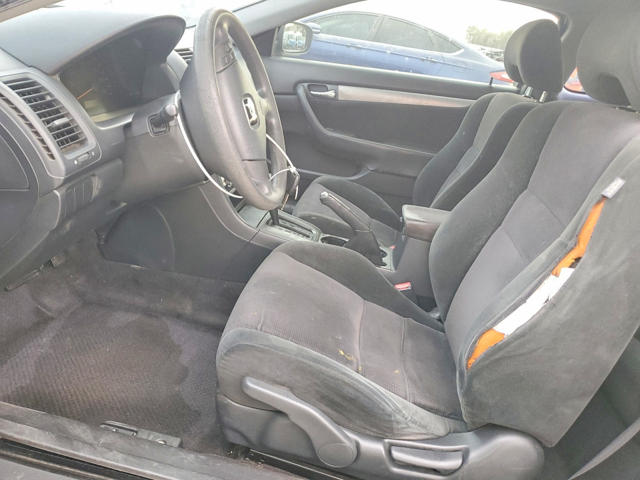 2005 HONDA ACCORD LX photo 7