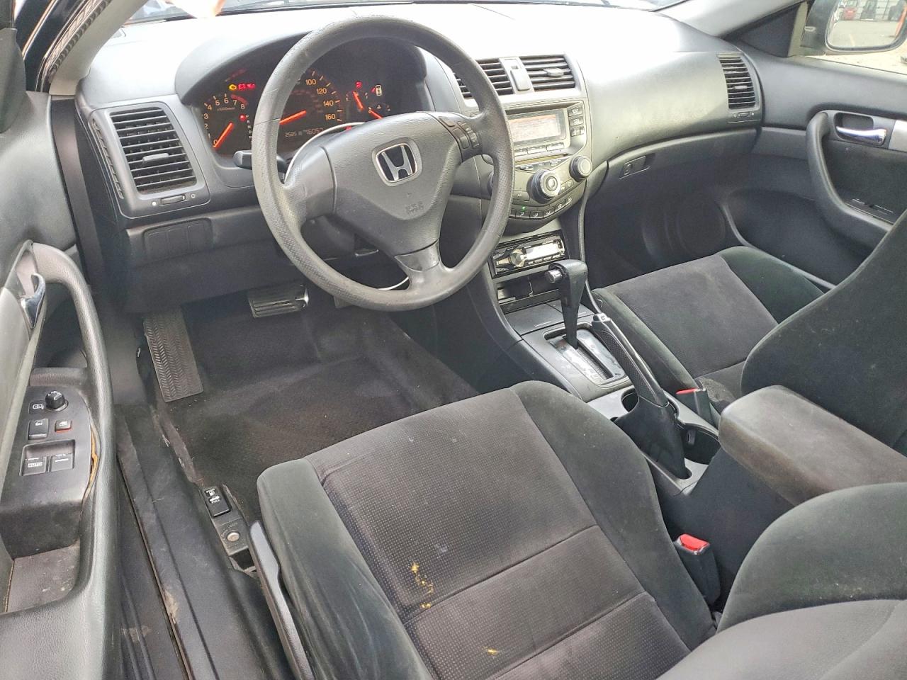 2005 HONDA ACCORD LX photo 8