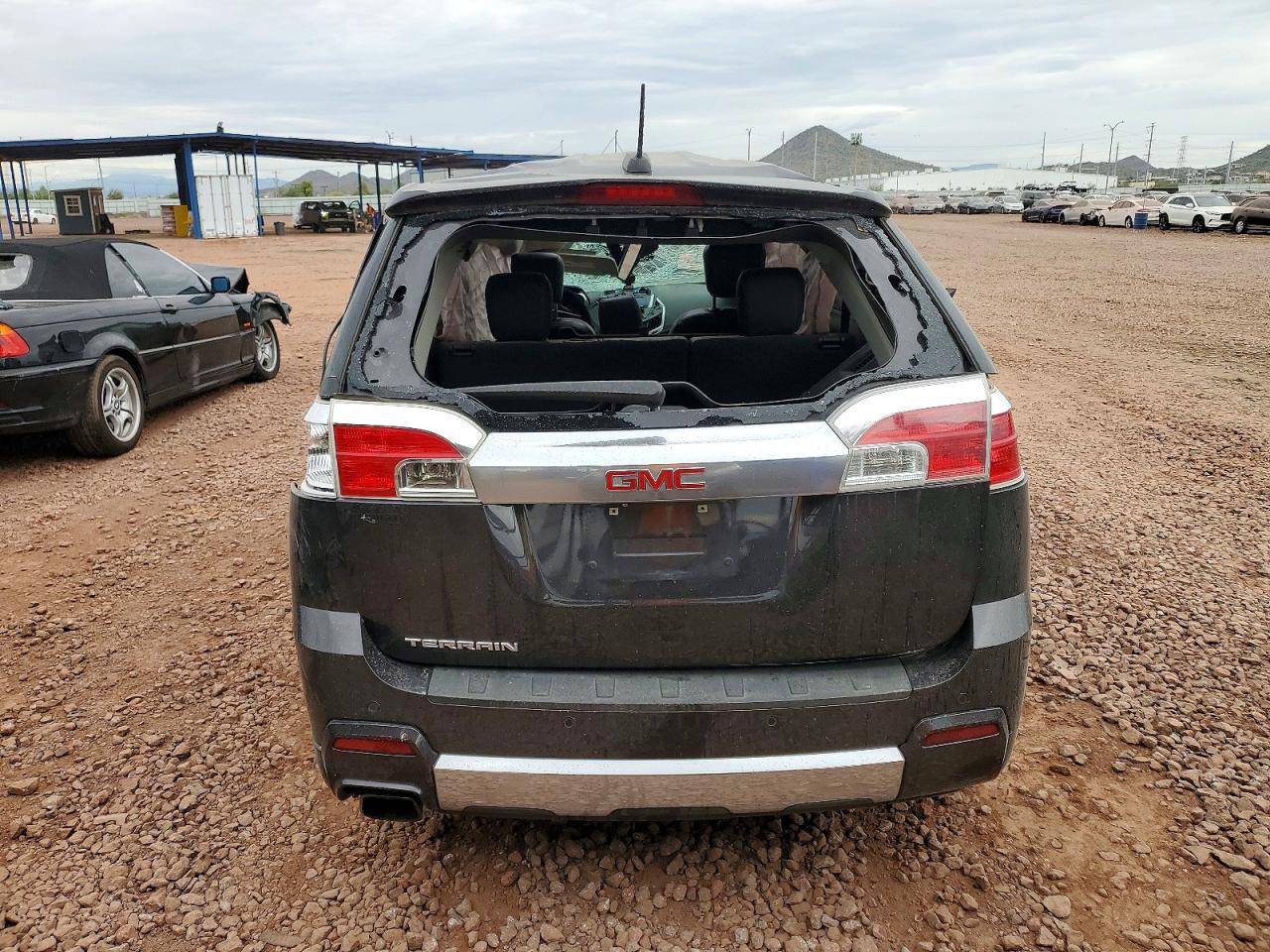 2015 GMC TERRAIN DENALI photo 6
