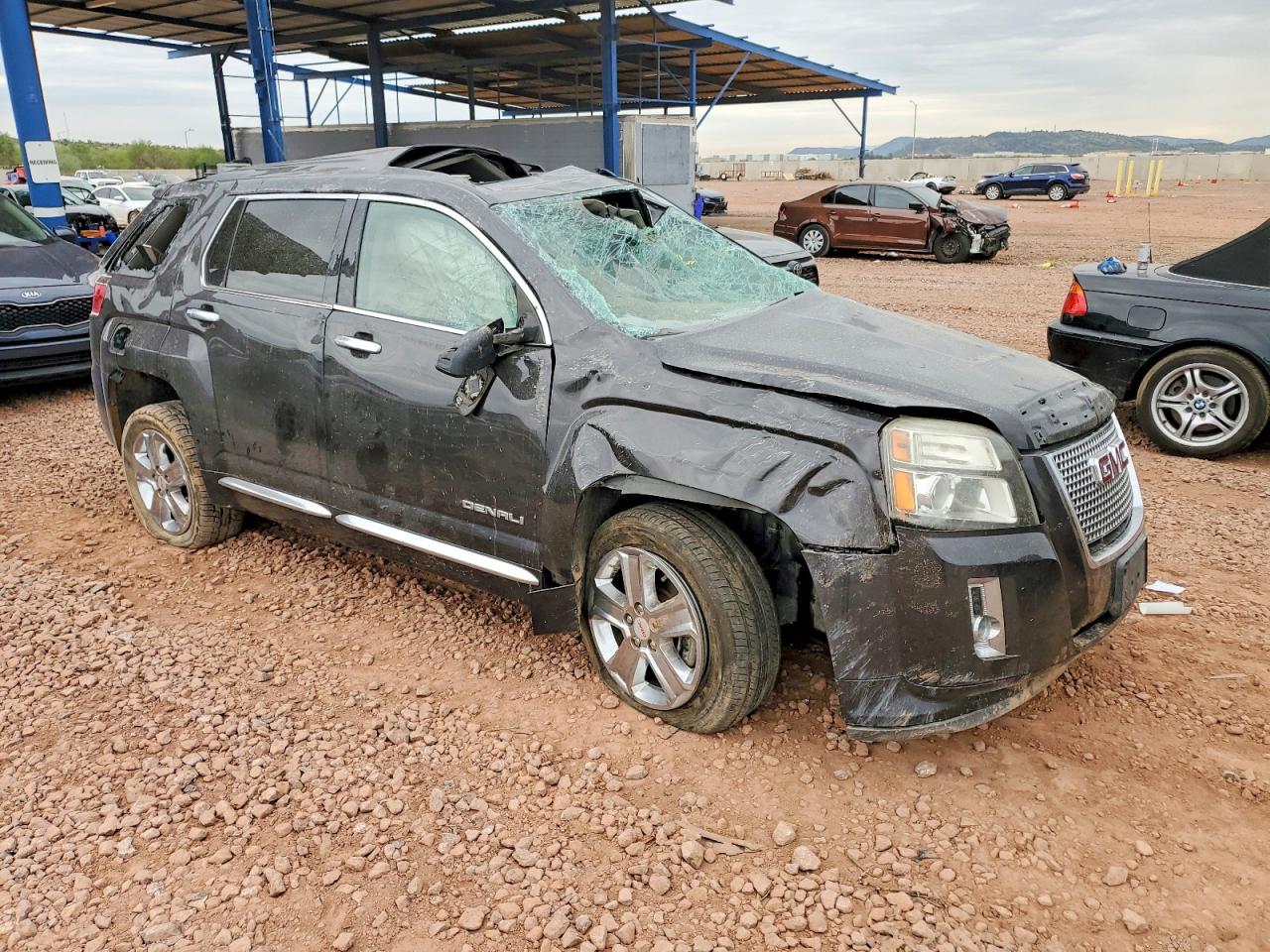 2015 GMC TERRAIN DENALI photo 4