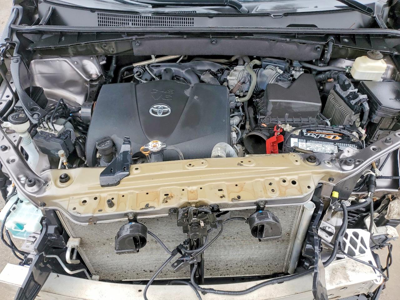 2019 TOYOTA HIGHLANDER SE photo 12