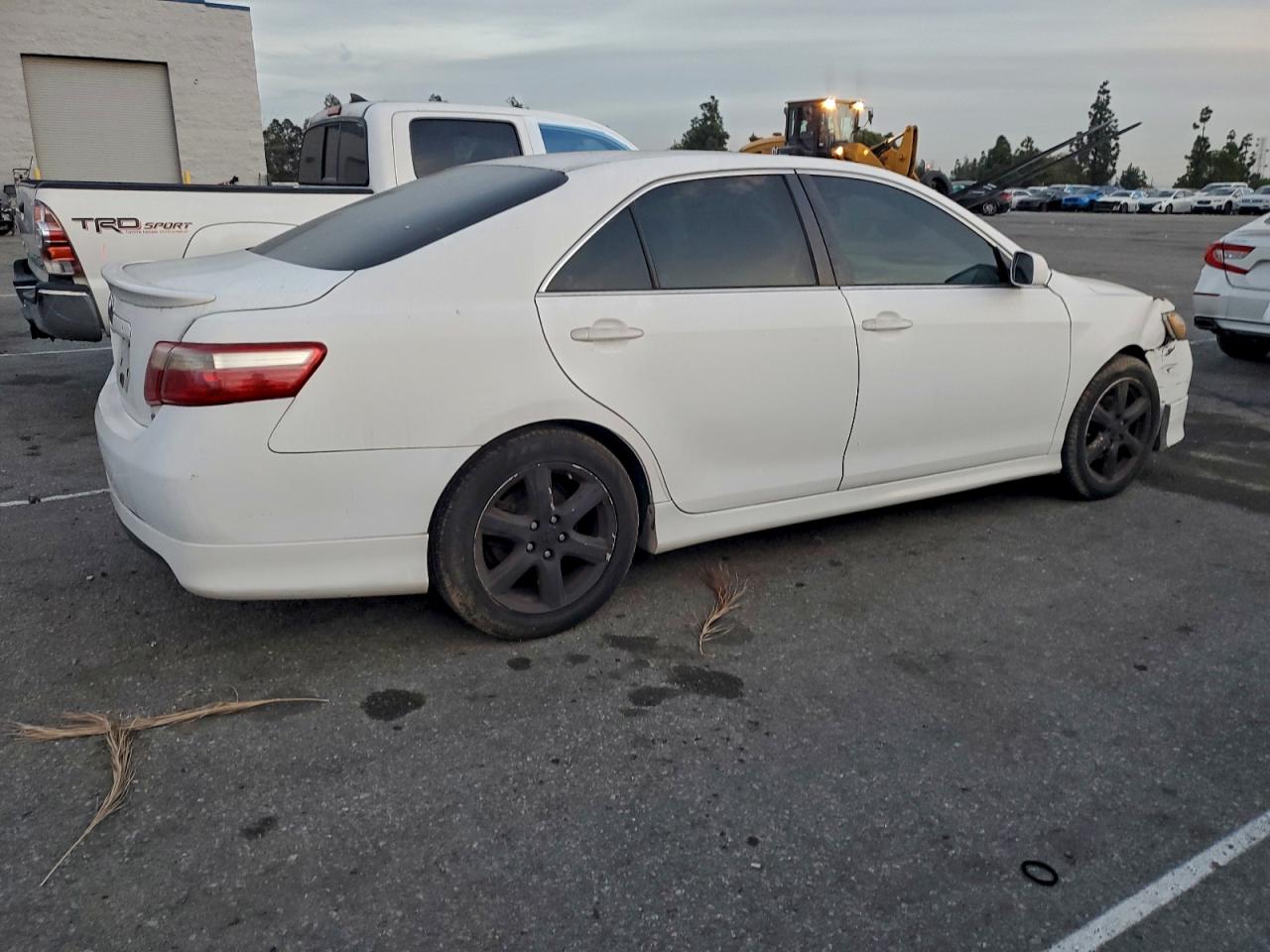 2007 TOYOTA CAMRY LE photo 3