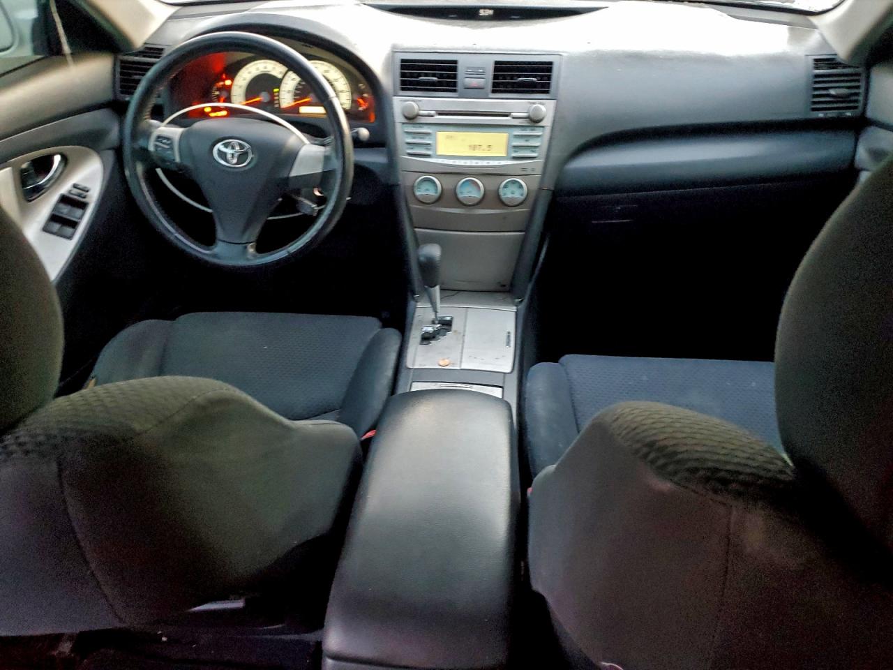 2007 TOYOTA CAMRY LE photo 8