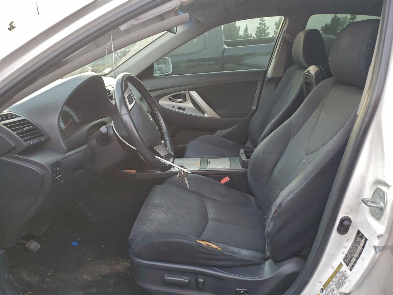 2007 TOYOTA CAMRY LE photo 7