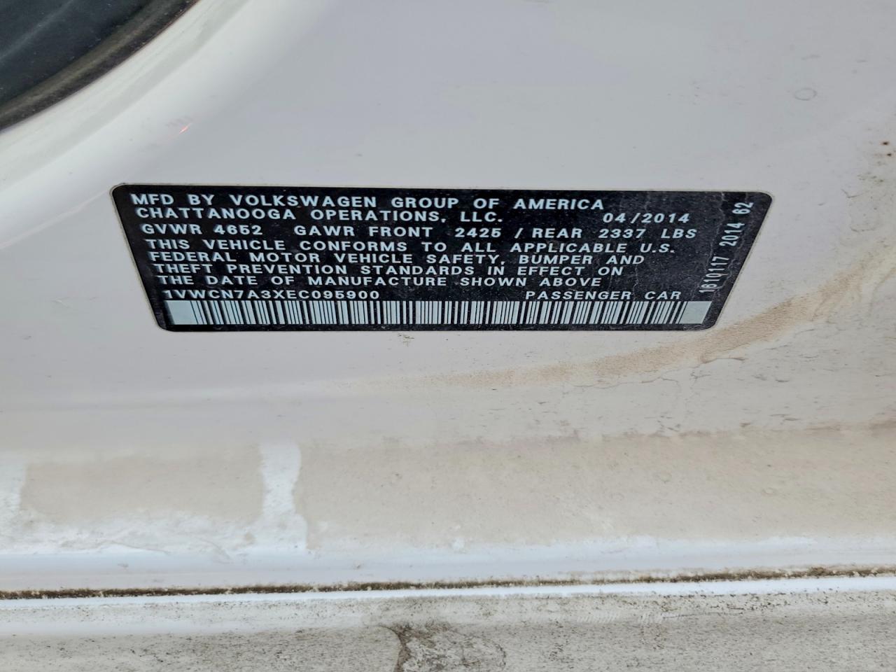 2014 VOLKSWAGEN PASSAT SEL photo 23