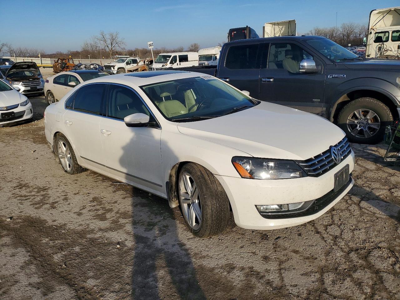 2014 VOLKSWAGEN PASSAT SEL photo 7