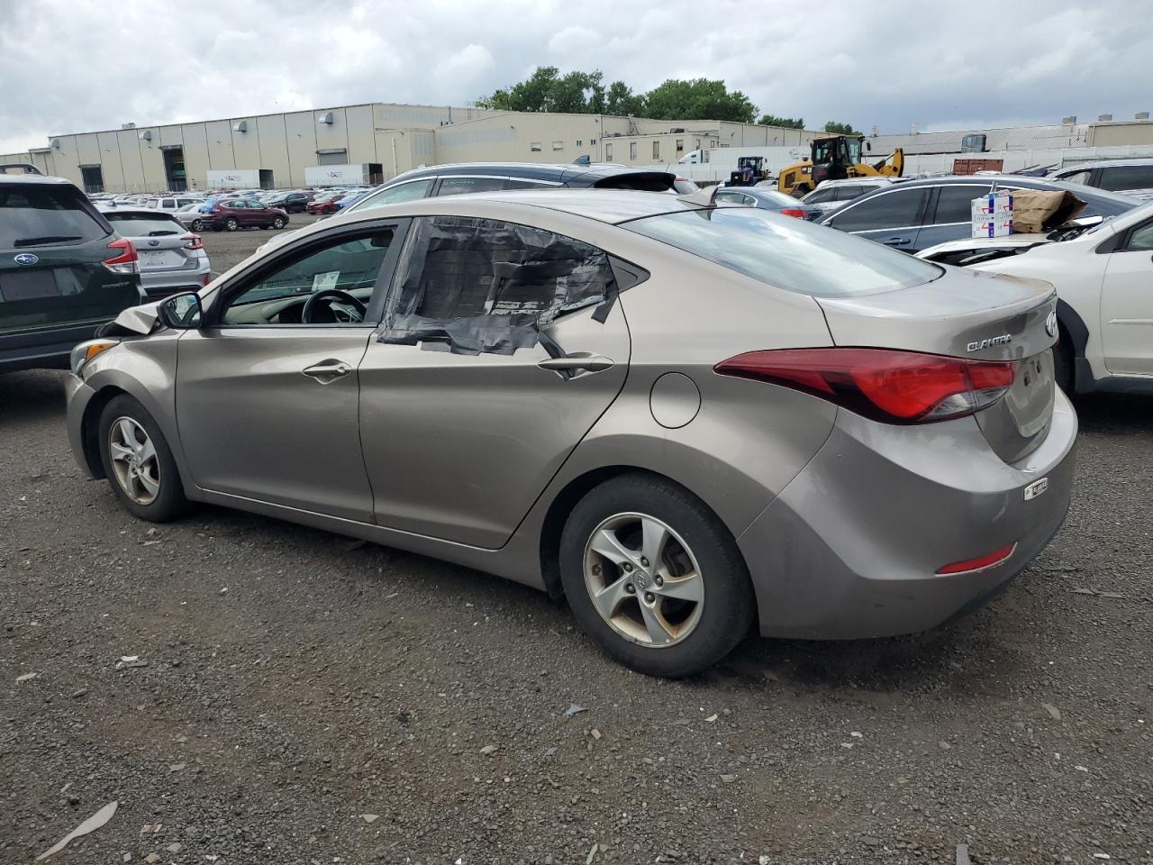 2015 HYUNDAI ELANTRA SE photo 2