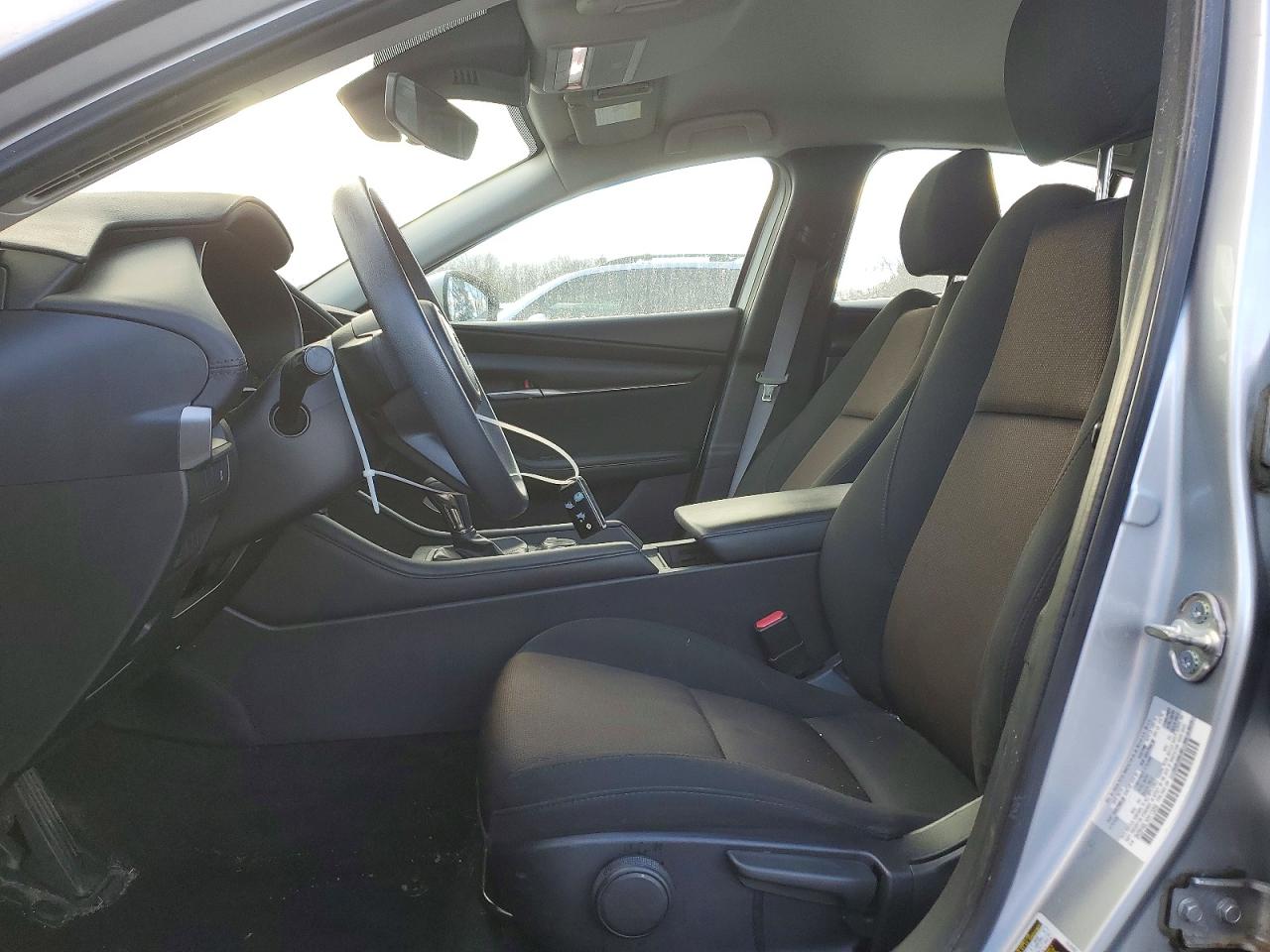 2019 MAZDA 3 photo 7