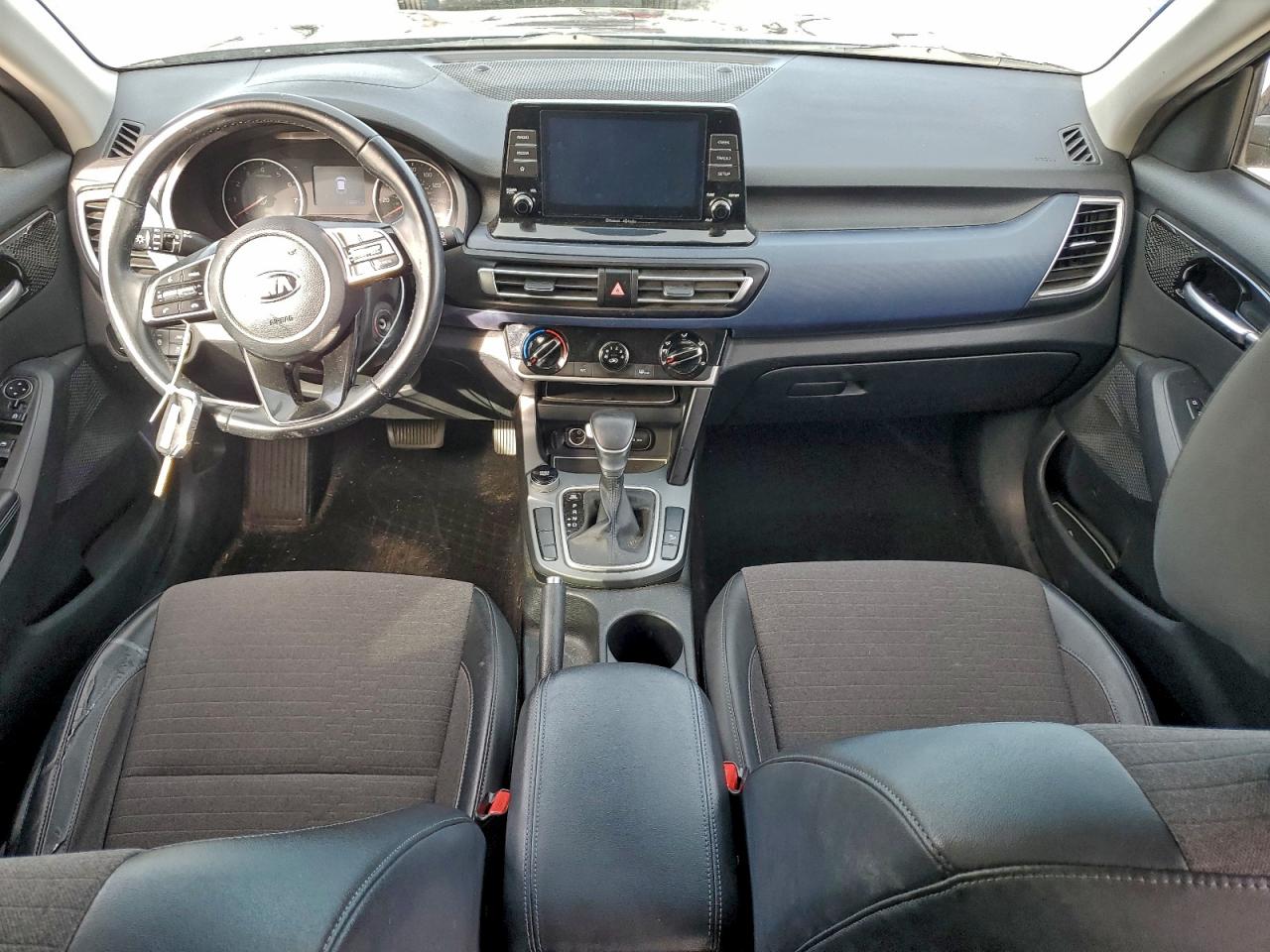 2021 KIA SELTOS S photo 8