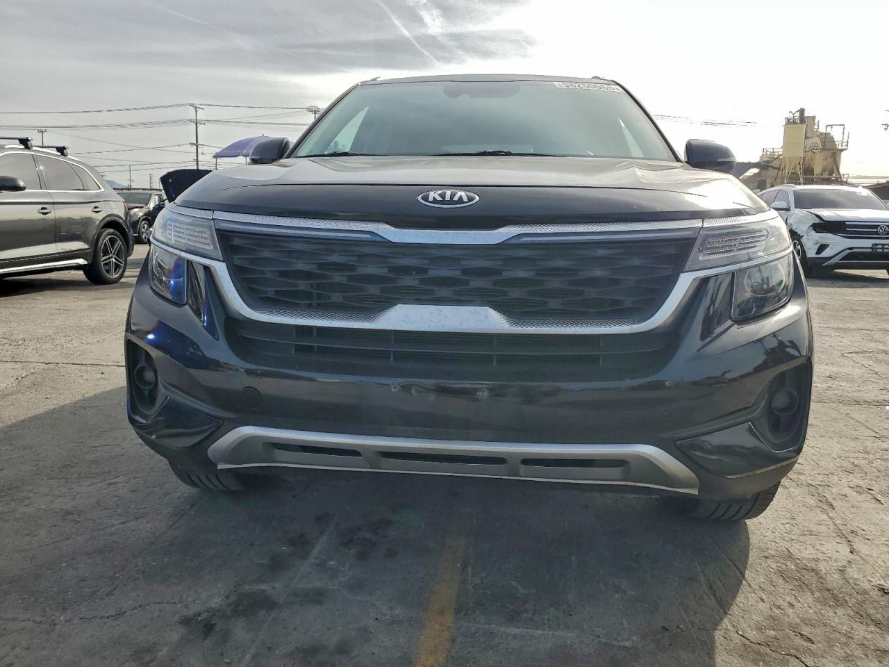 2021 KIA SELTOS S photo 5