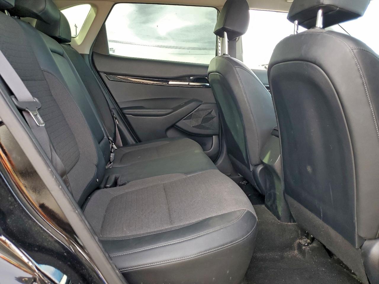2021 KIA SELTOS S photo 10