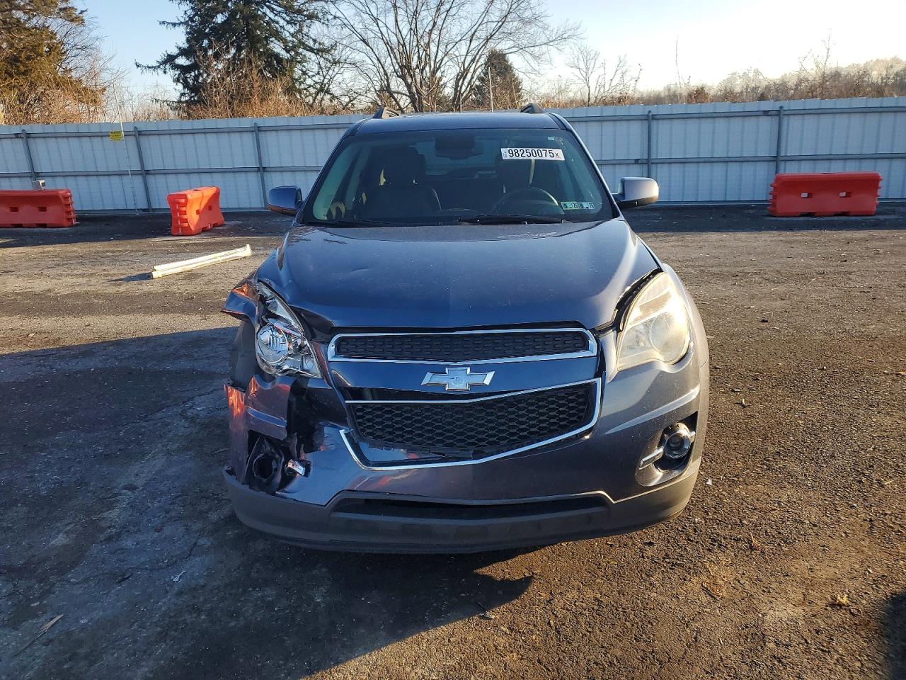 2014 CHEVROLET EQUINOX LT photo 5