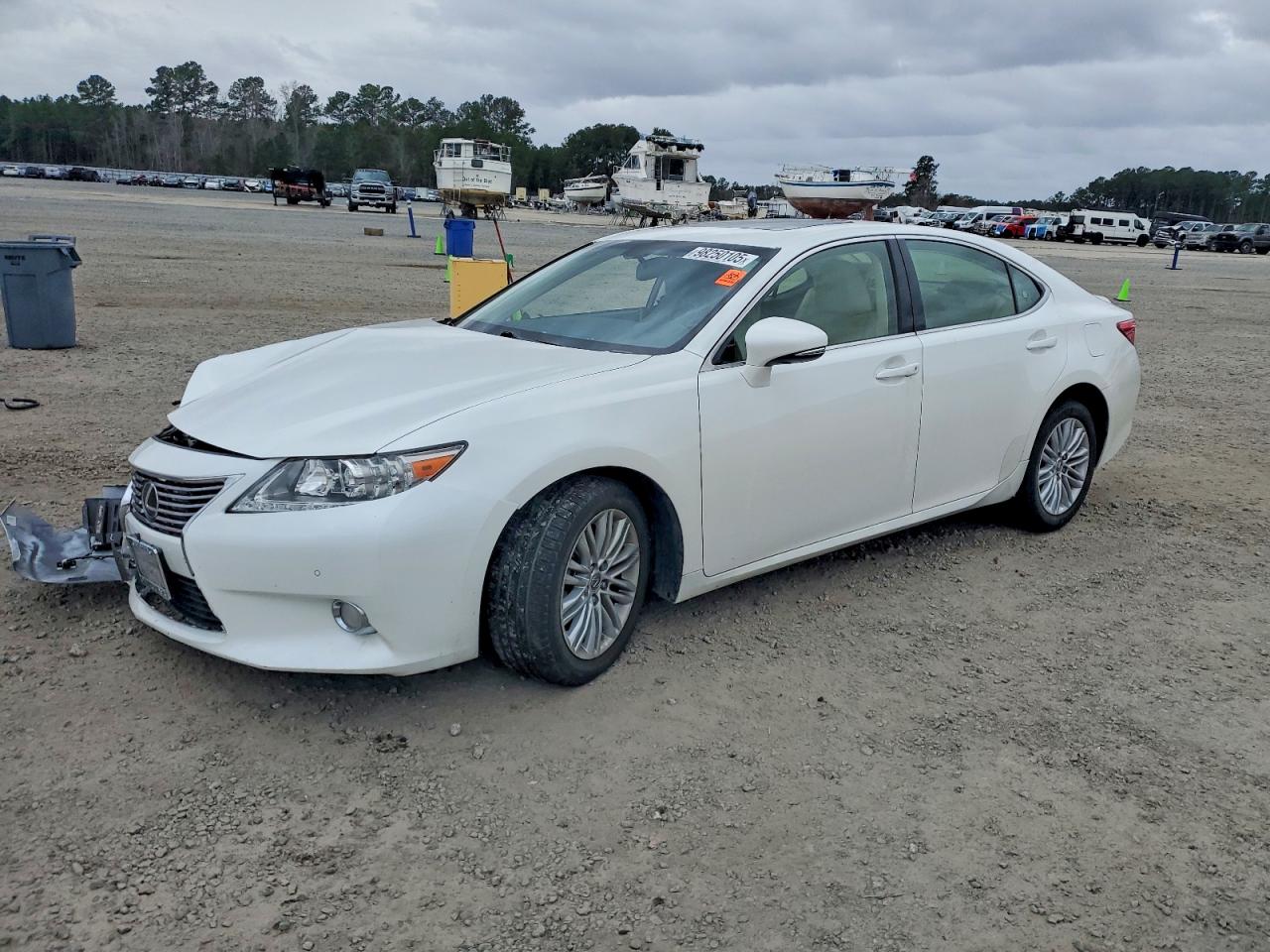 2013 LEXUS ES