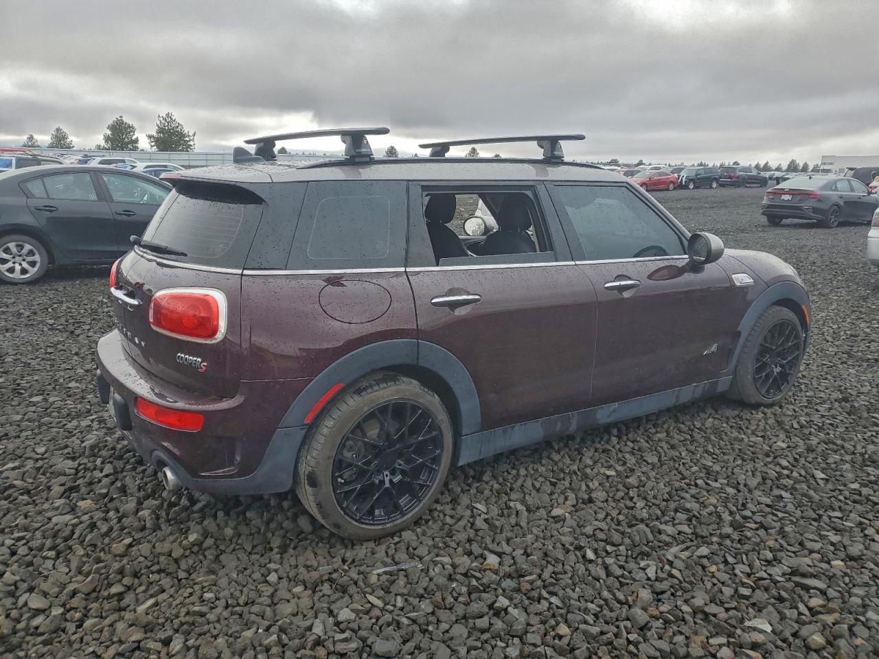 2017 MINI COOPER S CLUBMAN ALL4 photo 3