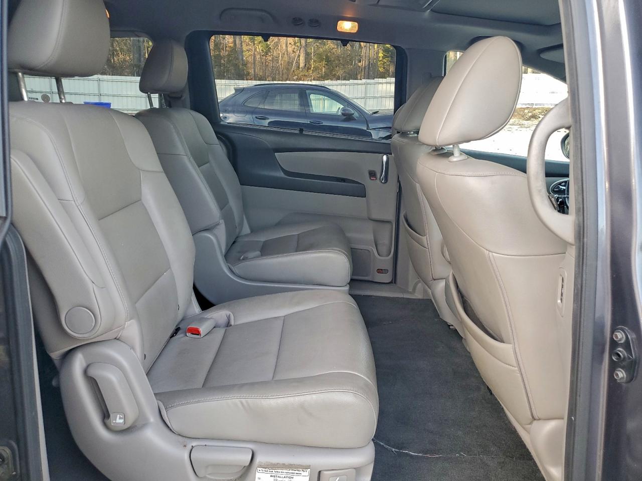2016 HONDA ODYSSEY EXL photo 11