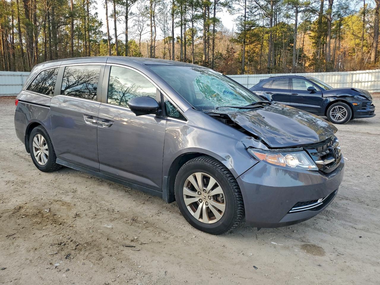 2016 HONDA ODYSSEY EXL photo 4