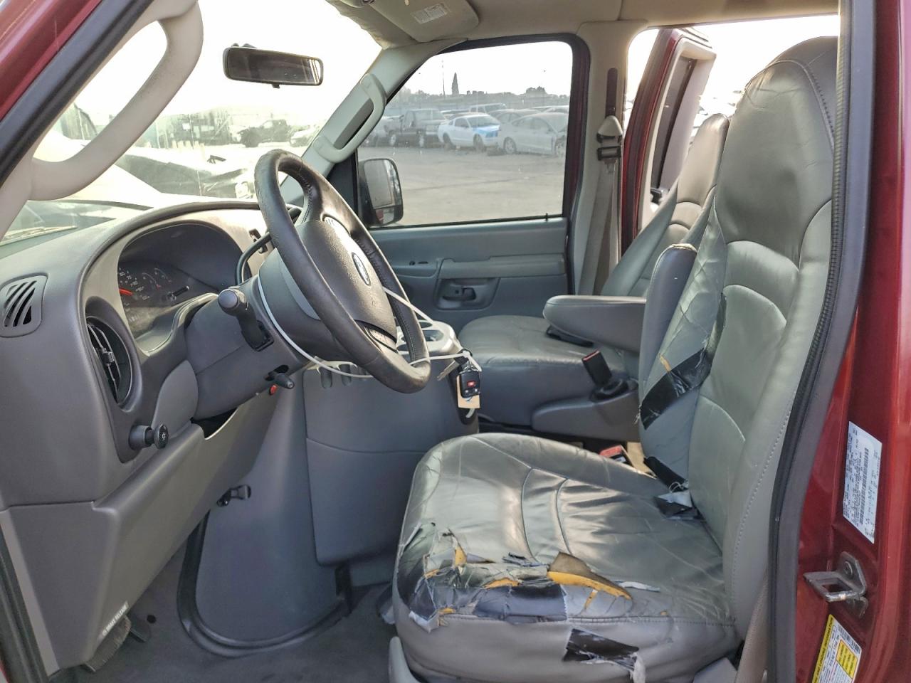 2006 FORD ECONOLINE E150 WAGON photo 7
