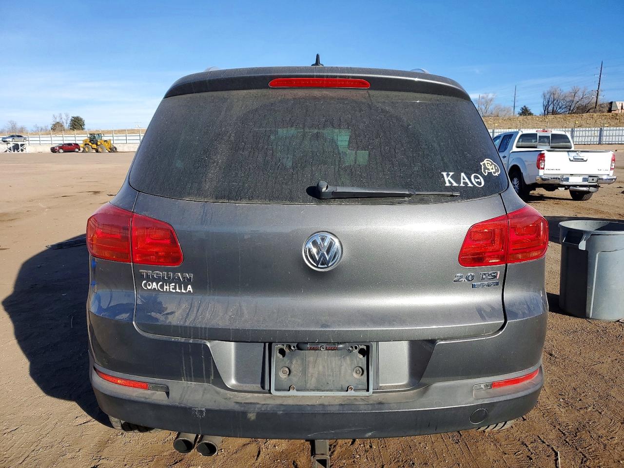 2012 VOLKSWAGEN TIGUAN S photo 6