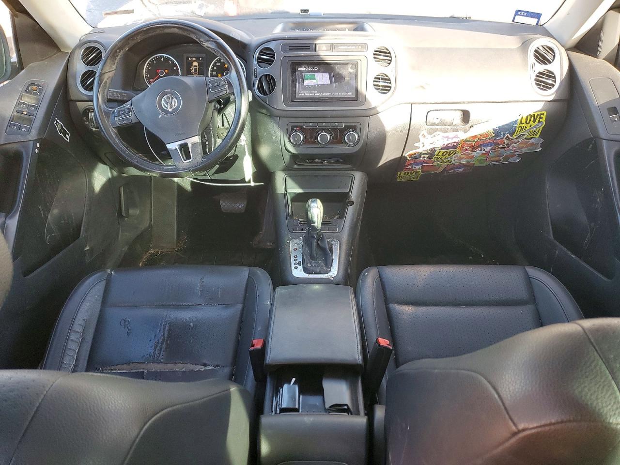 2012 VOLKSWAGEN TIGUAN S photo 8
