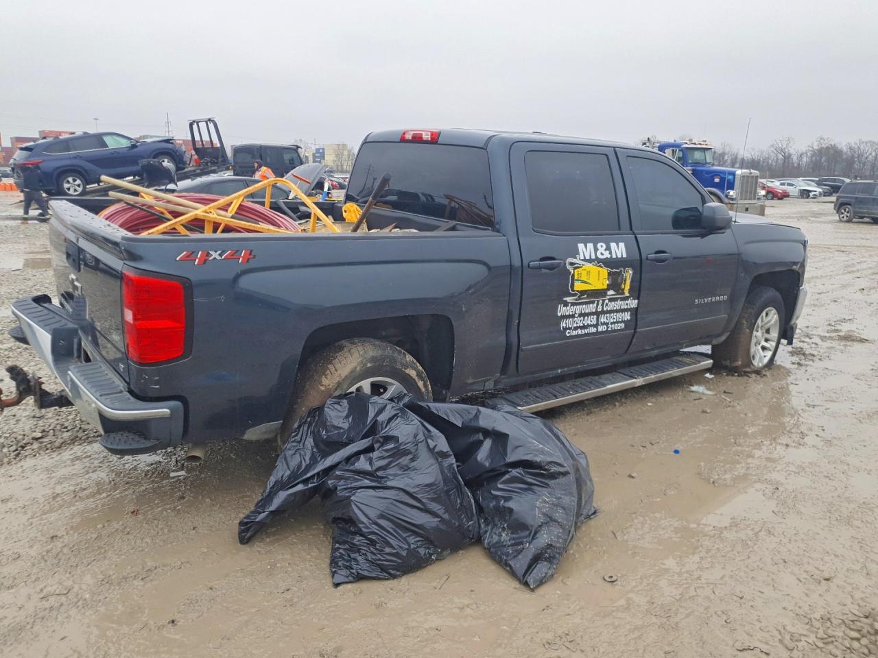 2018 CHEVROLET SILVERADO K1500 LT photo 3