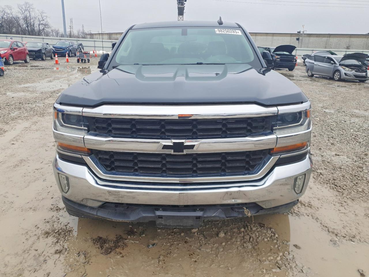2018 CHEVROLET SILVERADO K1500 LT photo 5
