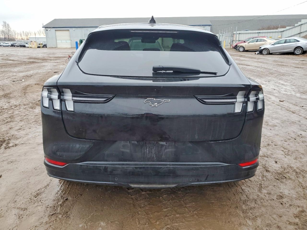 2021 FORD MUSTANG MACH-E PREMIUM photo 6