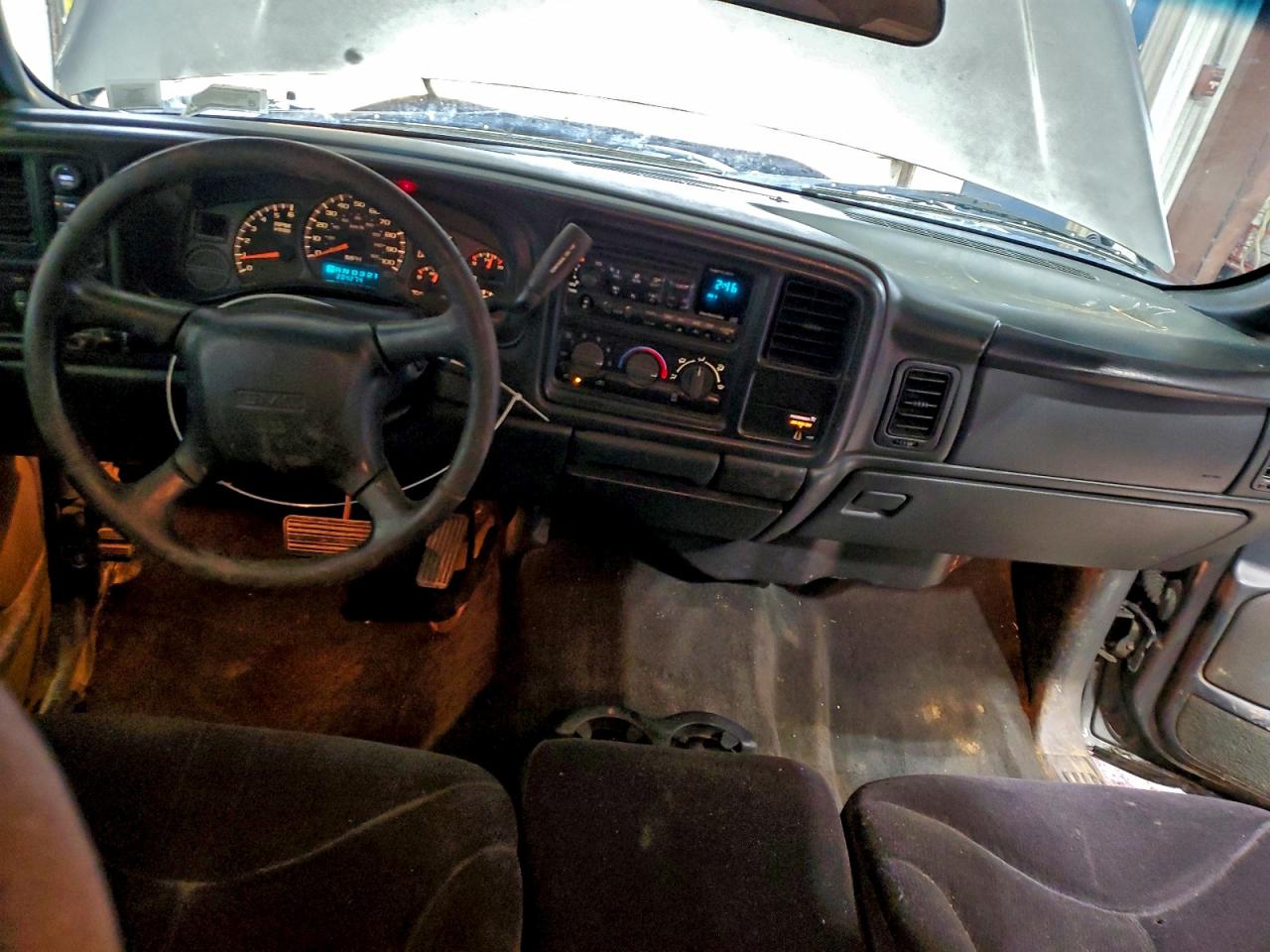 2001 GMC NEW SIERRA K1500 photo 8