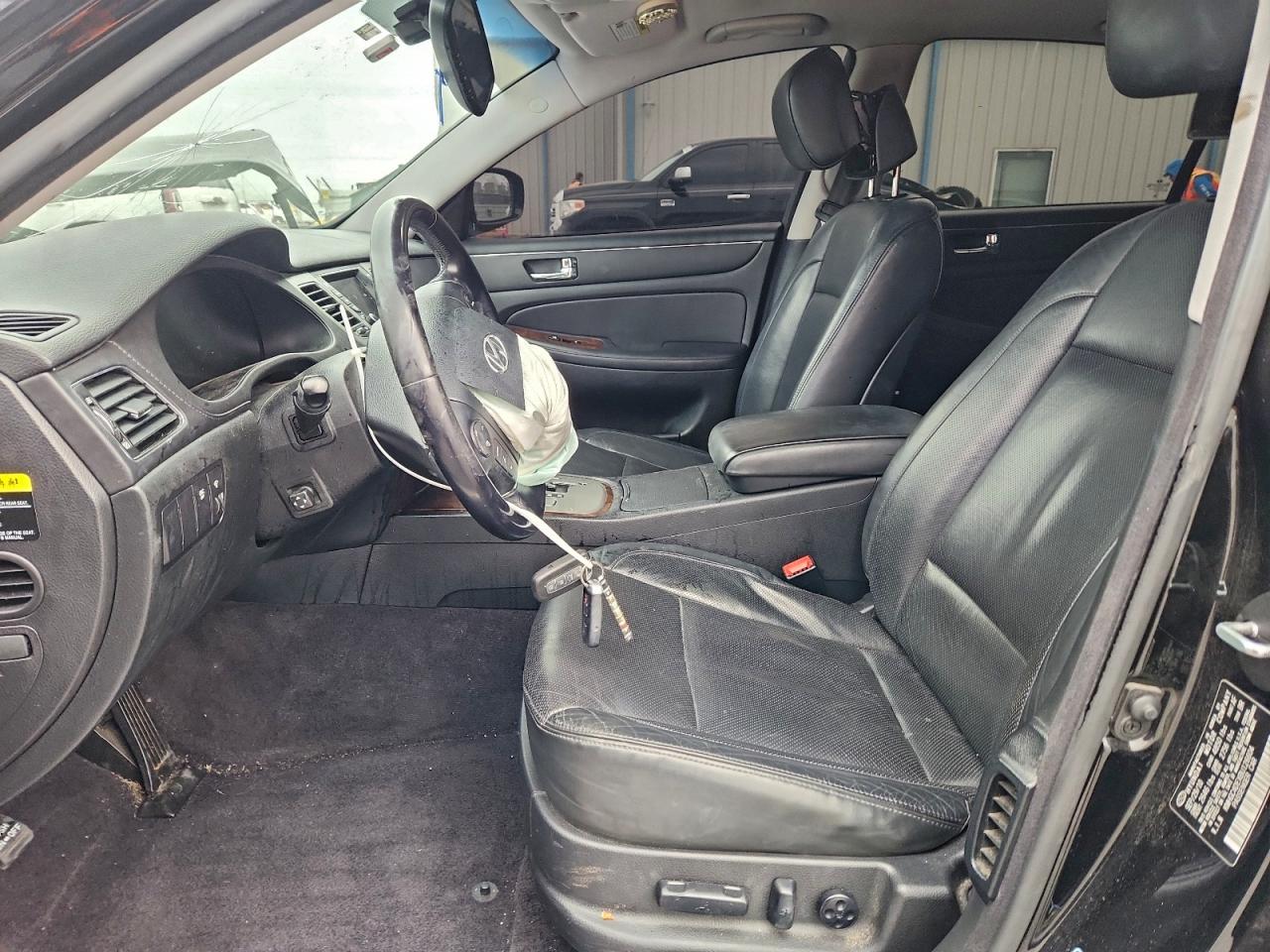 2011 HYUNDAI GENESIS 3.8L photo 13