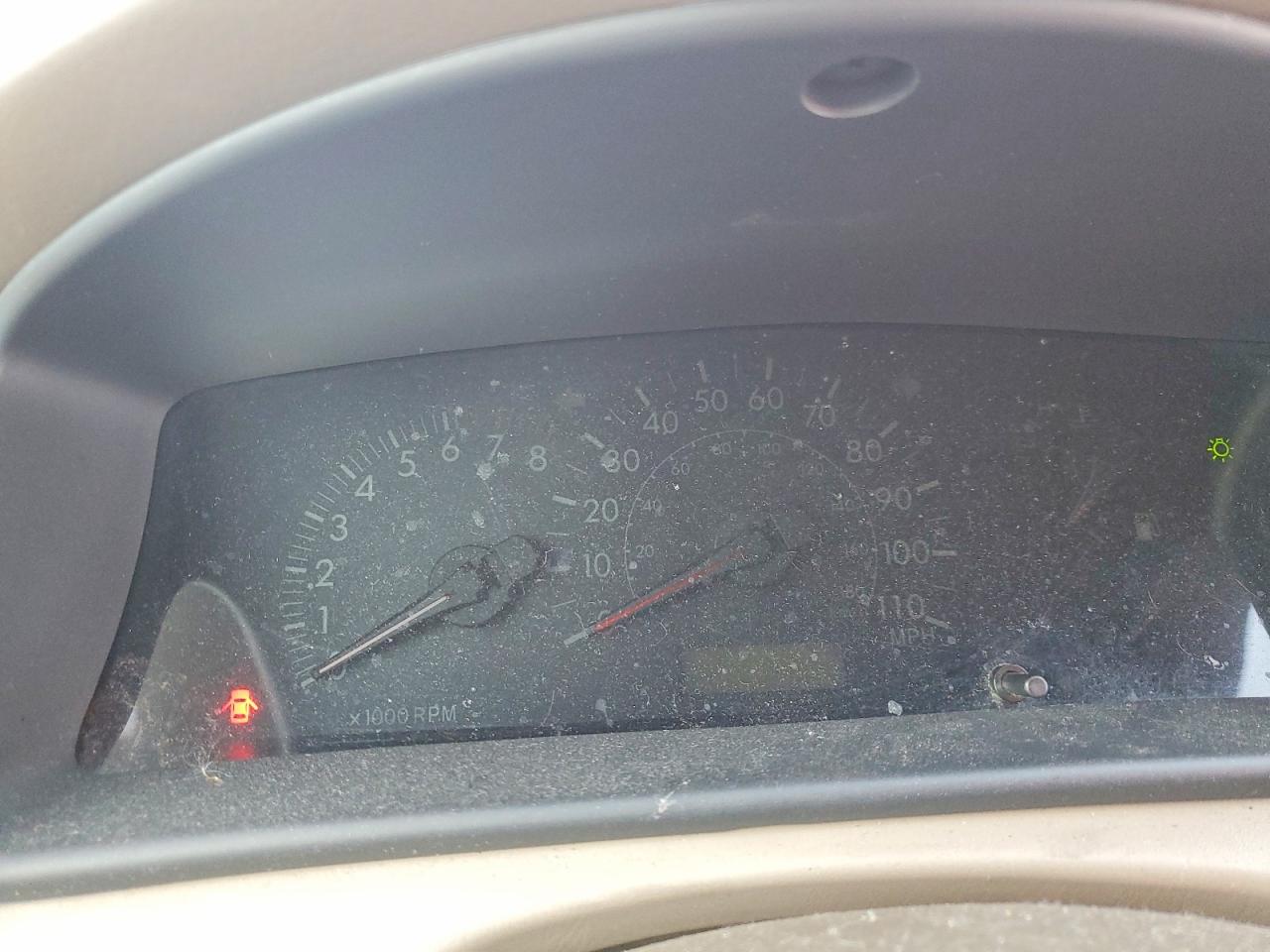 2005 TOYOTA COROLLA CE photo 9