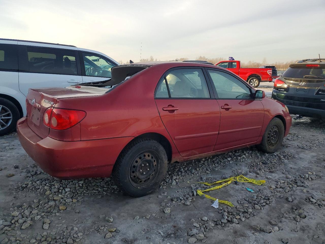 2005 TOYOTA COROLLA CE photo 3